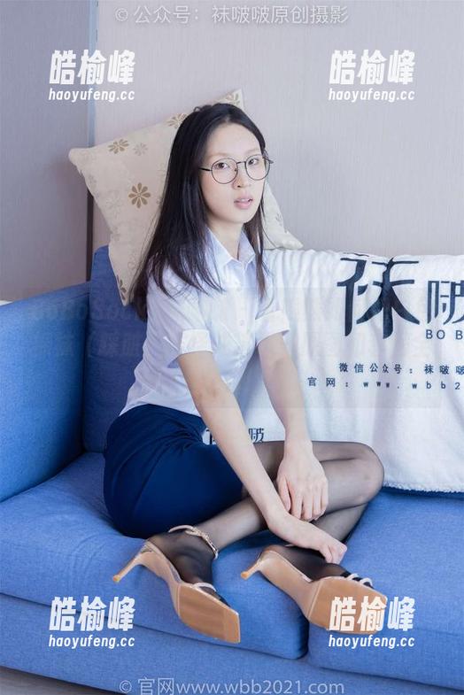 BoBoSocks袜啵啵 - 看熊熊如何把白色棉袜（踩脏）演绎成艺术—原图和套图全收录！
