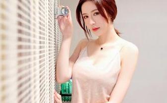 Feilin嗲囡囡 - 萌琪琪Irene的温柔图包：令人流连的瞬间，不愿错过