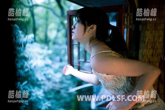 潘多拉，冷眼看花尽是悲：高清照片收藏那些忧郁的瞬间