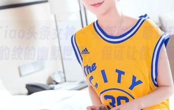 TouTiao头条女神 - 更新啦！萌琪琪带你进入豹纹的幽默世界，保证让你欢乐不断！