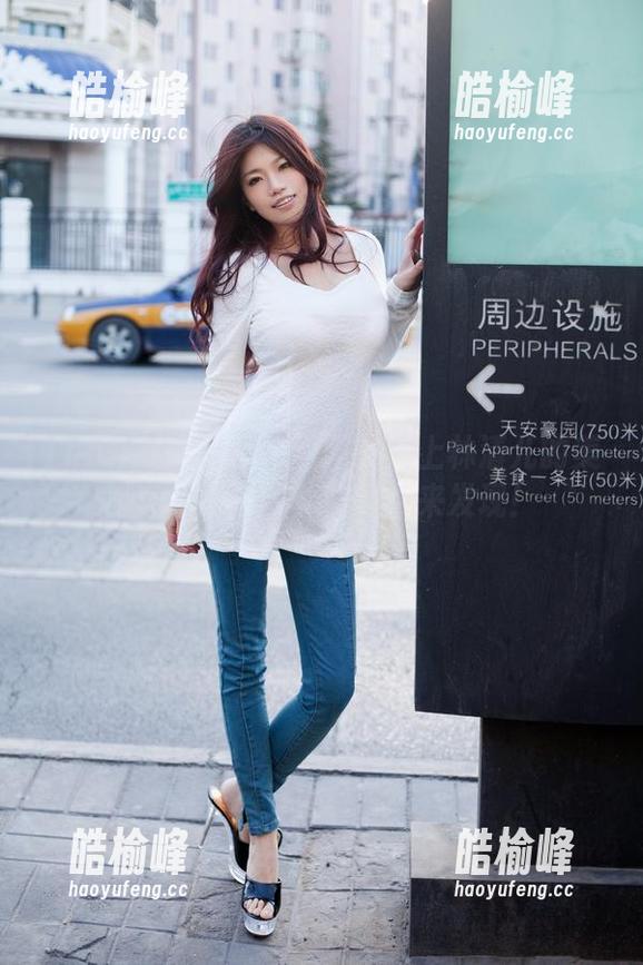 TuiGirl推女郎 - 当阳光遇上林清儿的美脚，套图中的秘密等你来发现！