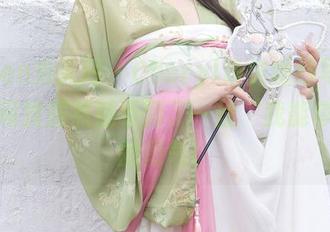 Xiuren秀人网 - Cheryl青树婚纱写真，翻阅间我居然感受到了一丝‘我能单身’的勇气！