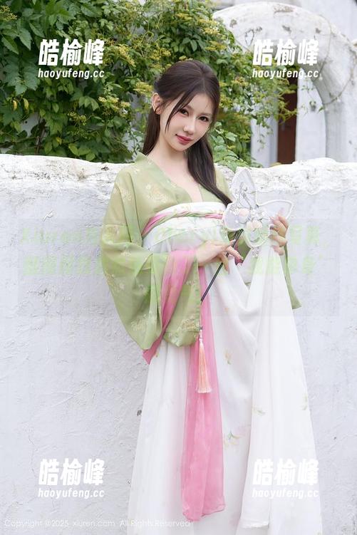 Xiuren秀人网 - Cheryl青树婚纱写真，翻阅间我居然感受到了一丝‘我能单身’的勇气！