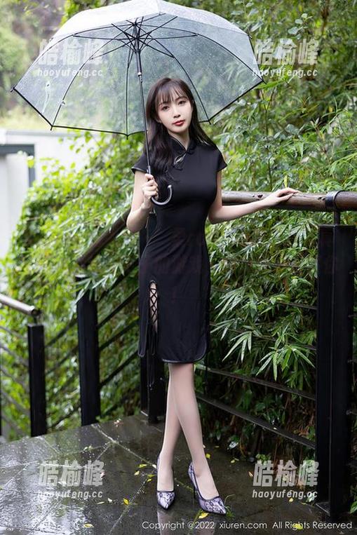 Xiuren秀人网-媃柔rourou Xiuren秀人网 - 媃柔rourou的白裙写真套图,光线和影子的游戏,别说我没提醒你!
