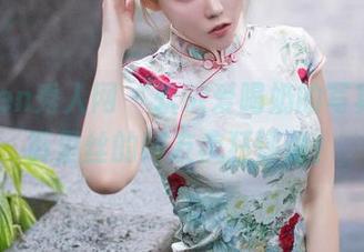 Xiuren秀人网 - 软糖爱喝奶的写真秀,裤里丝的网友疯狂评论!