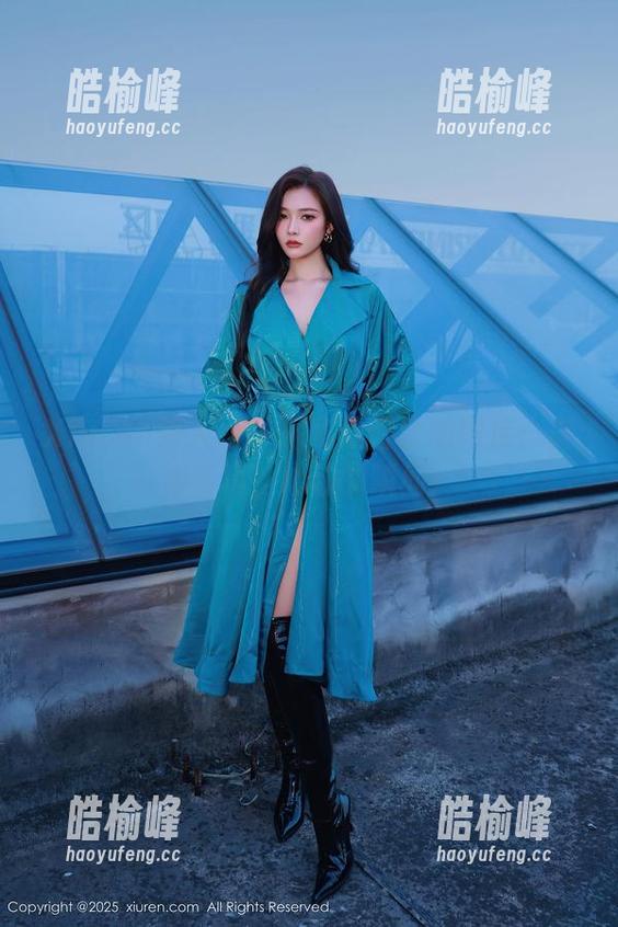 Xiuren秀人网 - 探秘陆萱雅的图库：美脚写真，心动的瞬间！