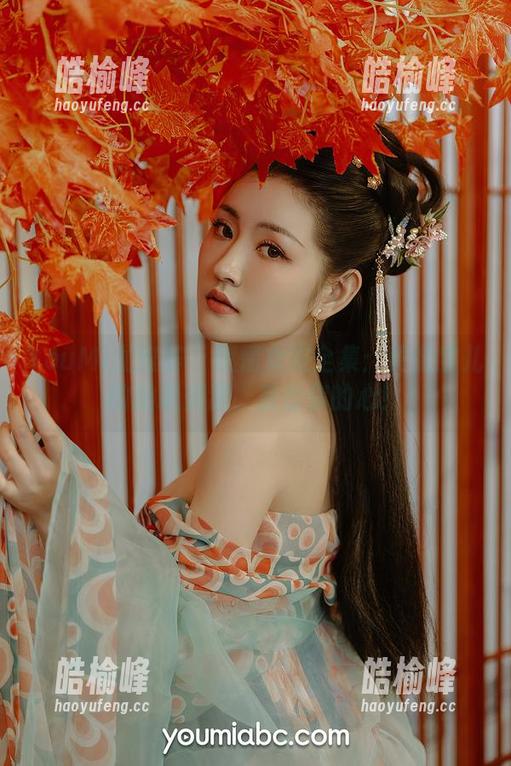 YouMi尤蜜荟-黄金宝儿 YouMi尤蜜荟 - 燃情女友全集:黄金宝儿的拍摄资源,直击你的心!