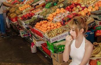 aiss - 欣杨的世界：裸足和高清图册，感觉有点不一样！
