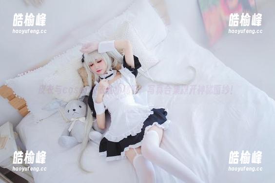 coser衣衣 皮衣与coser衣衣的小秘密:写真合集揭开神秘面纱!
