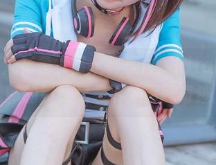 小鸟游六花兔女郎定制写真，kitaro绮太郎的镜头记录下的瞬间奇迹