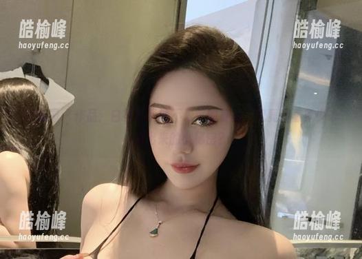 不爱笑的赛琳 微密圈 - 作品:白衬衫下的不爱笑的赛琳,究竟藏着多少未说出来的小秘密?
