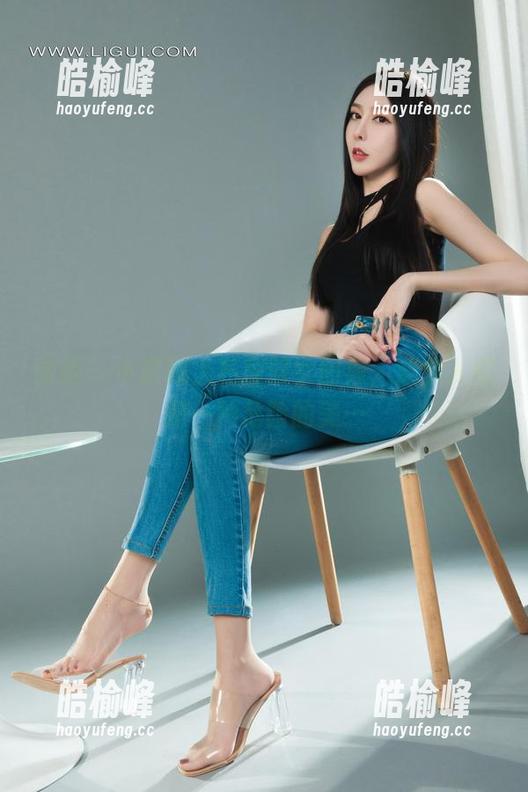 丽柜 - 小唐献上私房修女图集，整个人都是一种危险的美…