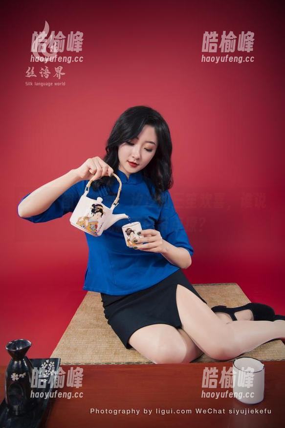 丽柜-汐汐 丽柜 - 图集时间:汐汐的三笙欢喜,谁说无圣光就不能带点撩?