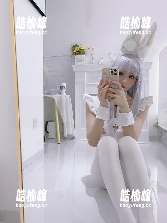 海边漫步：乖乖衣宝的图册，阳光正好，心情也是