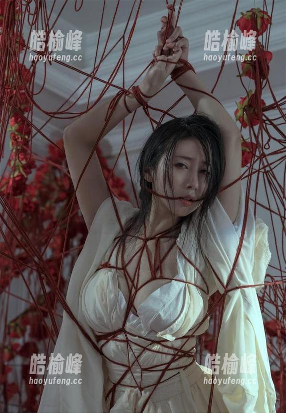 云溪溪 婚纱写真更新中,云溪溪教你如何把婚礼变成一场喜剧!