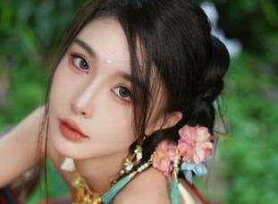 余多多Dudu的清纯瞬间:高清照片下载,少女感满满,心都要融化了!