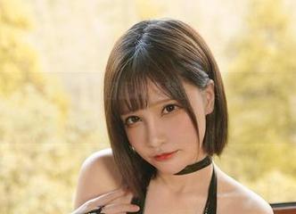 修道女千夜未来的图包：美图拯救乏味生活，信仰与艺术的不解之缘！