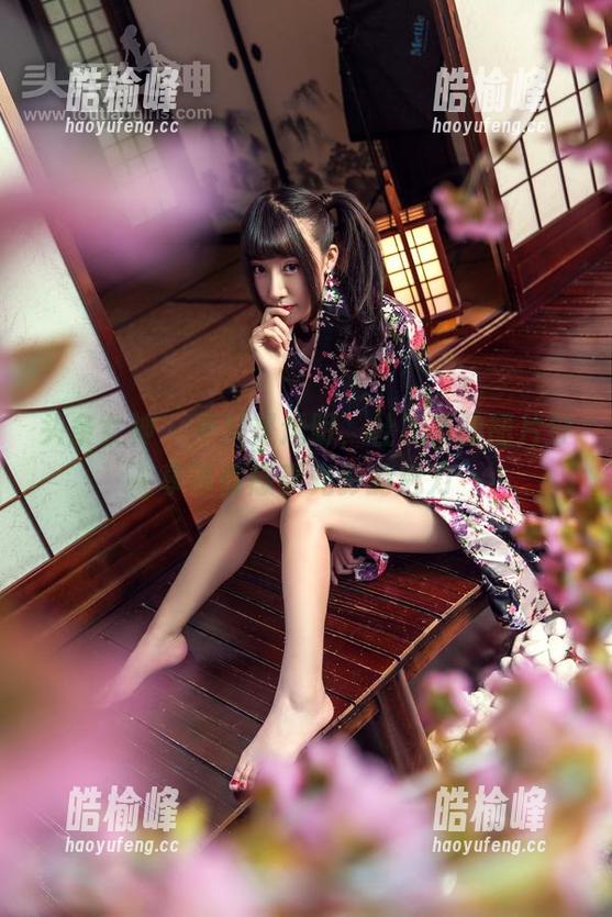 头条女神 - 不只是透明，杜花花的图片分享带你感受光影的魅力