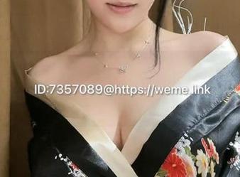 微密圈 - 摇曳于黑皮裙,奶雯私拍美图:你绝对不能错过!