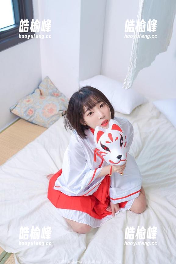 最新写真集曝光！姜仁卿(강인경)的可爱故事，像微风拂过心田