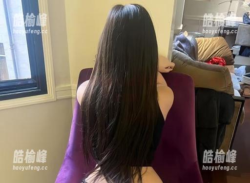 小u优优子 微密圈 - 这个灰丝套图是小u优优子的私房秘籍,偷偷告诉你哦