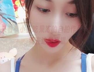 微密圈 - 来看看小玉吃果冻的自拍作品,惊喜与偏见竟在这里交错