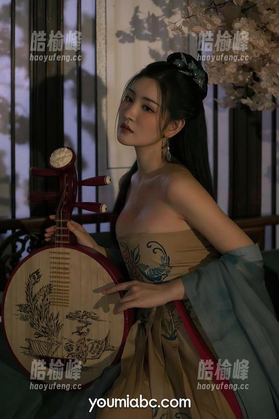 尤蜜荟-白子嫣 尤蜜荟 - 轻松get白子嫣的天使尤物:免费下载超好看图包!
