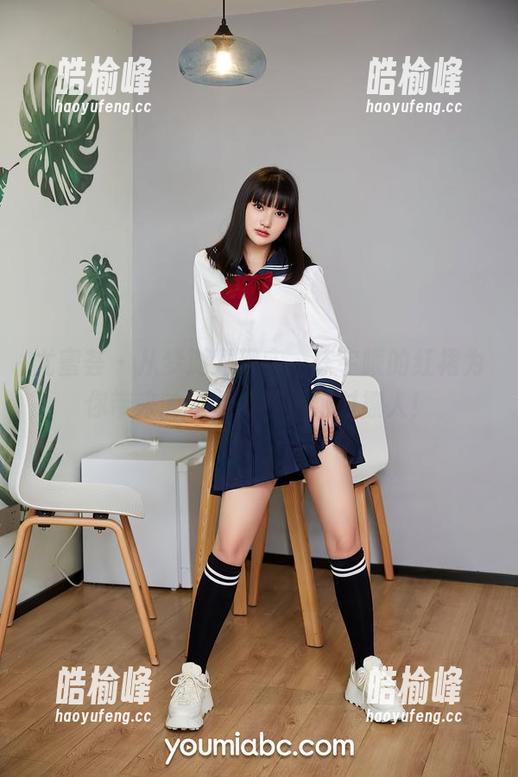 尤蜜荟 - 从梦游到现实，陈宇曦的红裙为你带来的免费美图，绝对撩人！