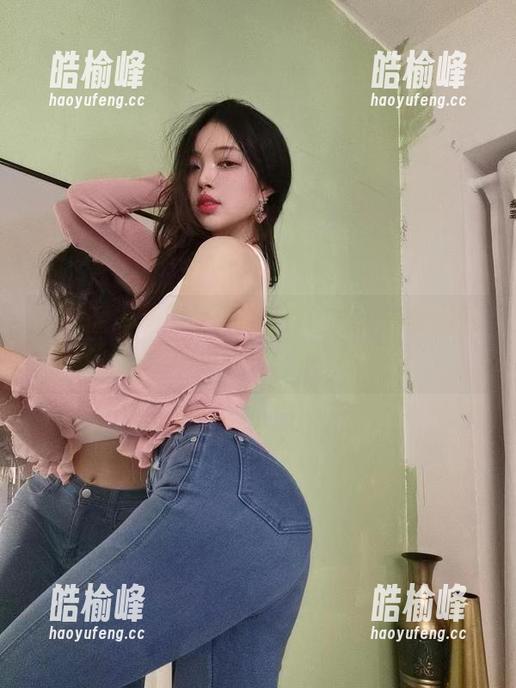 徐珺大哥 微密圈 - 徐珺大哥的日常日志:私房图包里的小秘密,嘿嘿!