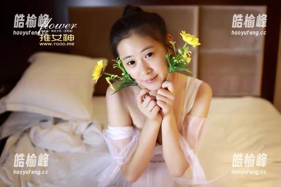 推女神-陈嘉瑶AYomi 推女神 - 在三亚完成自我的陈嘉瑶AYomi:别错过这份绝美的旅拍作品集与超值资源!