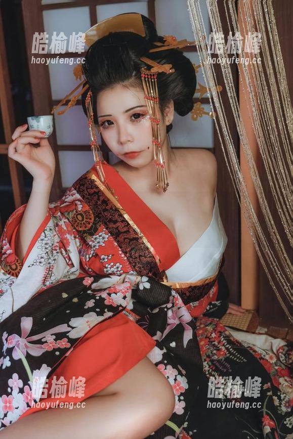 跟随无颜小天使wy的脚步，探索赛博兔女郎的奇妙世界：不可错过的套图分享！