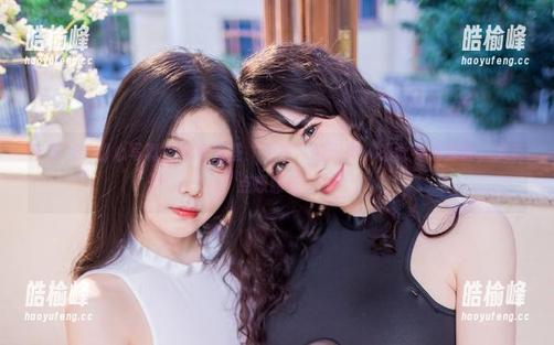 末夜787甜心写真：分享这些“无辜”的眼神，感觉有点危险，又有点想靠近。