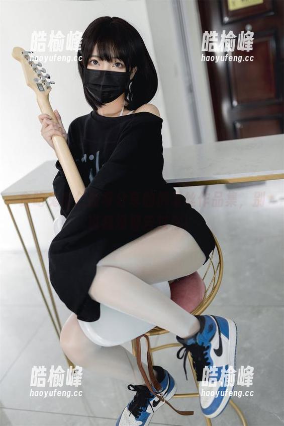 杏仁曲奇 贪吃鬼杏仁曲奇分享的裤里丝作品集,别说我没警告过你!