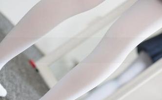 森萝财团的操场白丝图片更新，来感受一下被阳光包围的快乐！
