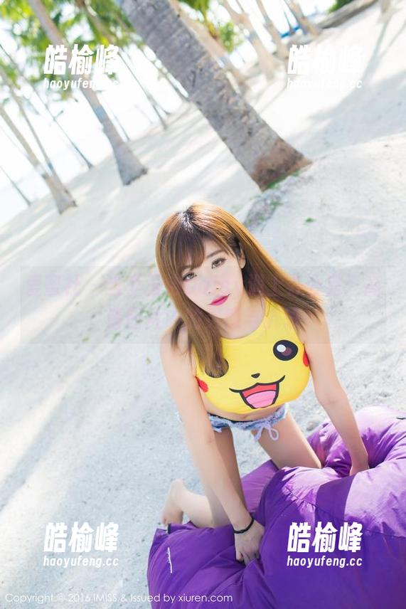 爱蜜社-李玉洁Daisy 爱蜜社 - 当李玉洁Daisy遇上办公室:高清图片中的灵感与沉思