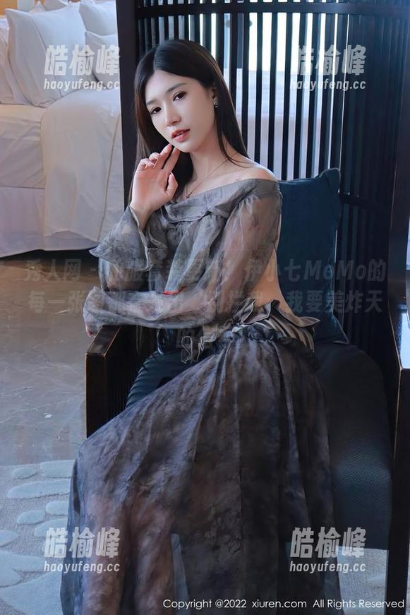 秀人网-伊小七MoMo 秀人网 - 和服套装更新!伊小七MoMo的每一张图都在发出‘别拦我,我要美炸天’的信号!