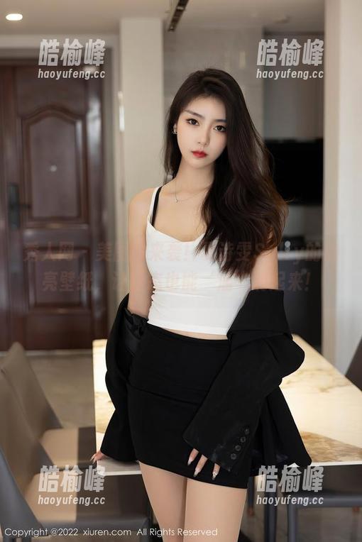 秀人网 - 美图墙来袭！夏诗雯Sally的油亮壁纸，让静态也能‘油’润起来！