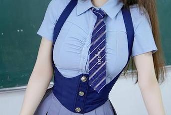 秀人网 - 透过眼镜看小逗逗，写真里的秘密待揭晓