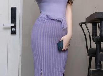 秀人网 - 解锁视觉欲：杨晨晨的黑丝美腿原图，给你壁纸新选择