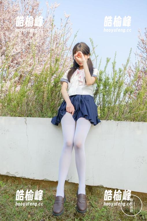 稚乖画册 - 网盘里的赤西夜夜，麻衣学姐的写真到底有什么看点？