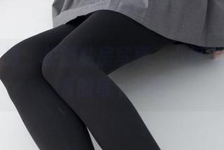 紧急企划 - 校服私房写真，小恩放大了青春的每个瞬间