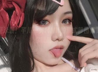不只是泳装！芊川一笑MNK的紫式部图集更新让你噗呲一笑