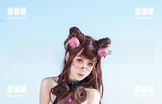 芊川一笑MNK 看!芊川一笑MNK的福利原图:少女与花的轻柔碰撞,简直要醉了!
