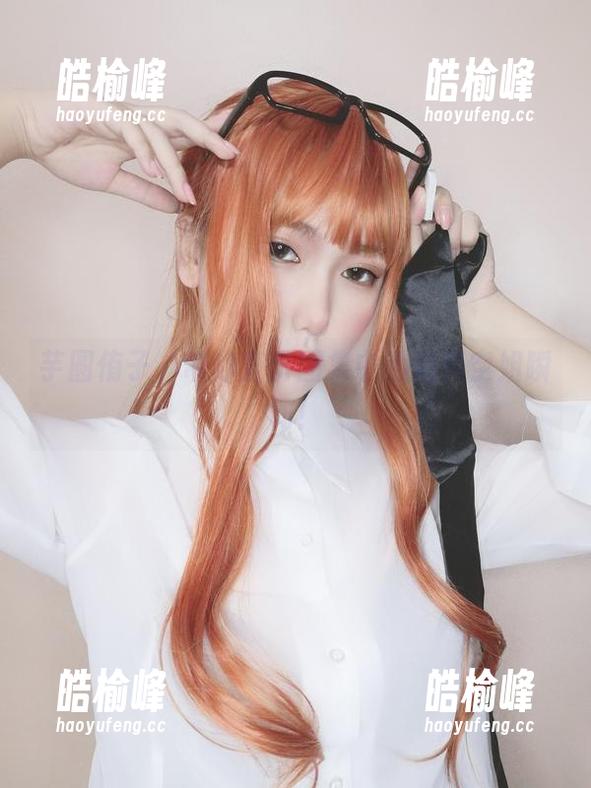 芋圆侑子，带你直击图集中的油亮空姐瞬间！