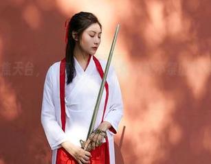 蜜桃社 - 聚焦天台，点亮美绪：让你忍俊不禁的写真资源全在这儿！