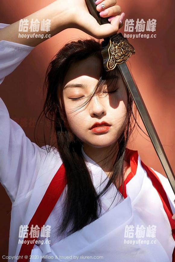 蜜桃社 - 许思铭：女神、写真，还有因为你而绽放的微光图册