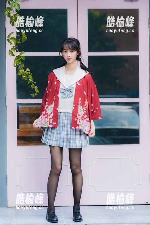 西瓜少女 西瓜少女的长腿漫游图包,阳光下的影子舞蹈!