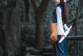 铁打萌萌_moi女仆作品：图库里的小秘密、没想到吧？