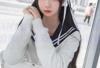 雪琪SAMA的女仆水下版：写真集中的梦幻泡影，快来感受那点点暧昧