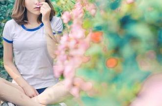 青豆客 - 谢忱倬御姐：图片中的微妙暗示，一定会让你反复回味